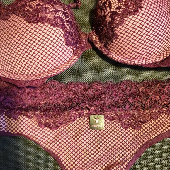 La Senza - NWT Pastel Pink Bra and Panty Set - Picture 1 of 6